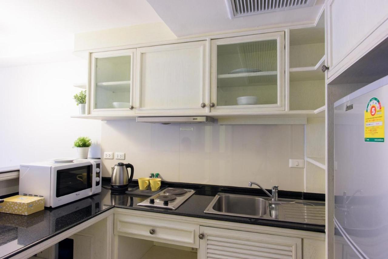 Sabai Sathorn apartamento con servicio Bangkok Exterior foto