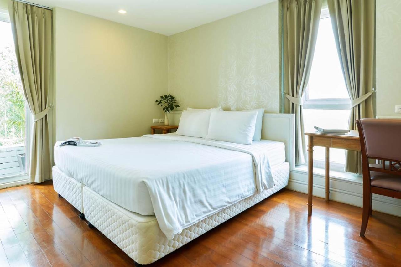 Sabai Sathorn apartamento con servicio Bangkok Exterior foto
